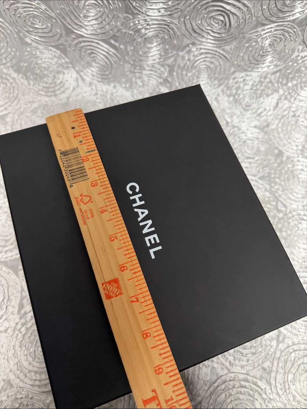 Chanel Box-Dust Bag (Authentic)